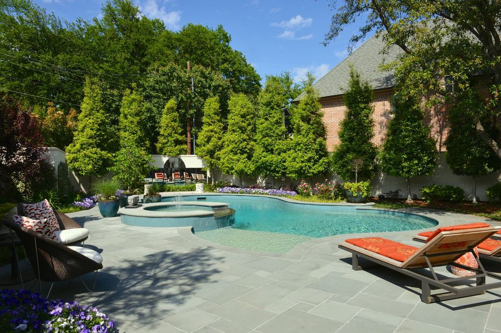 Dallas Extreme Pool Building Project