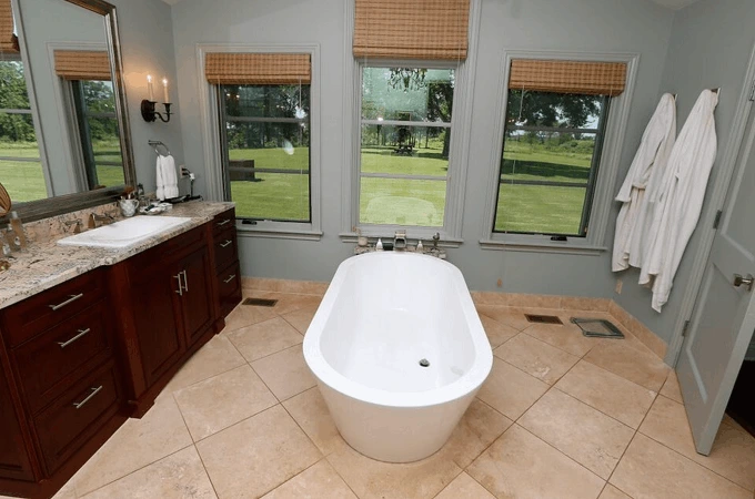 Hillside Modern Custom Home 11 (1)